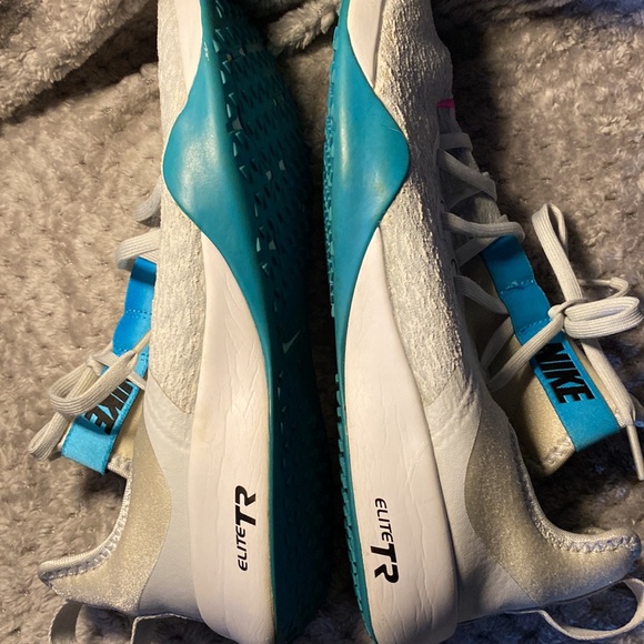 Women,Nike , elite  TRshoes50 - Picture 3 of 5